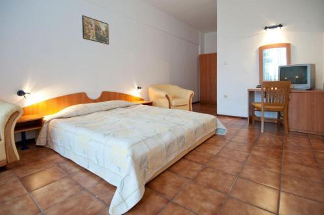 סאני ביץ' Regina Hotel מראה חיצוני תמונה
