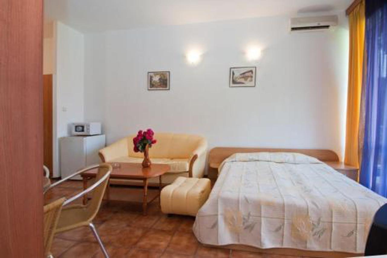 סאני ביץ' Regina Hotel מראה חיצוני תמונה