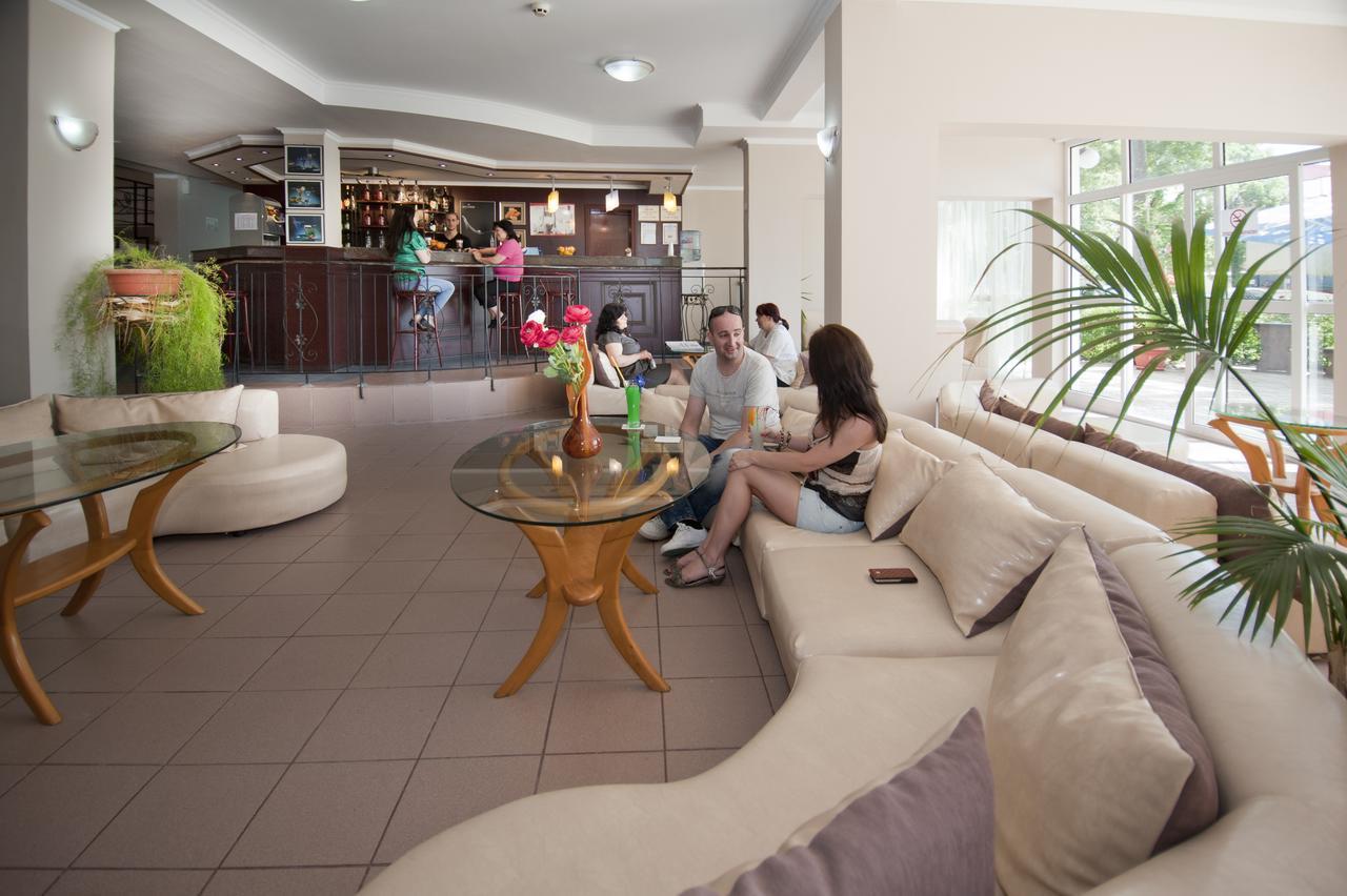 סאני ביץ' Regina Hotel מראה חיצוני תמונה